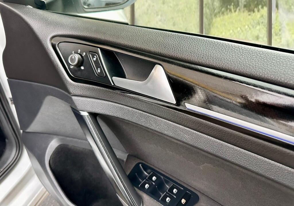 Used Volkswagen Golf 2014 for sale - 76592817: Photo 19