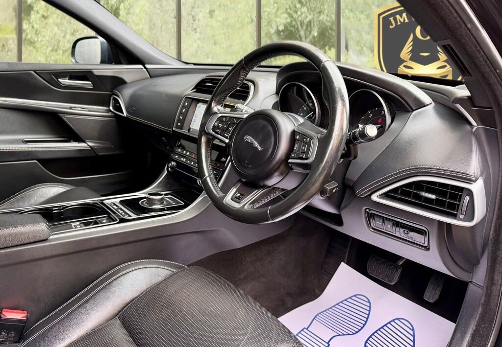 Used Jaguar XE 2017 for sale - 78058682: Photo 10