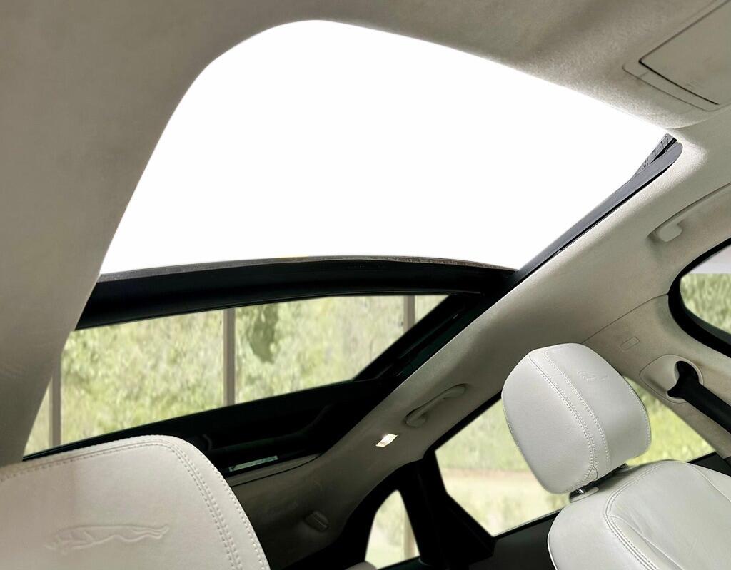 Used Jaguar F-Pace 2018 for sale - 76688572: Photo 11