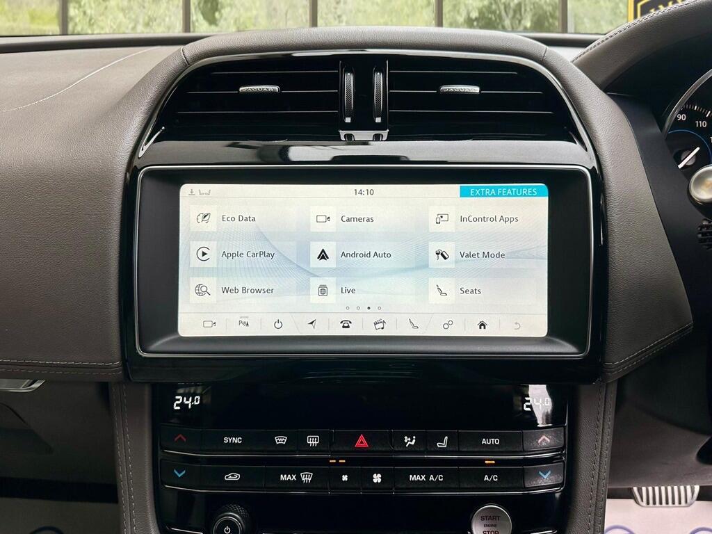 Used Jaguar F-Pace 2018 for sale - 76688572: Photo 17