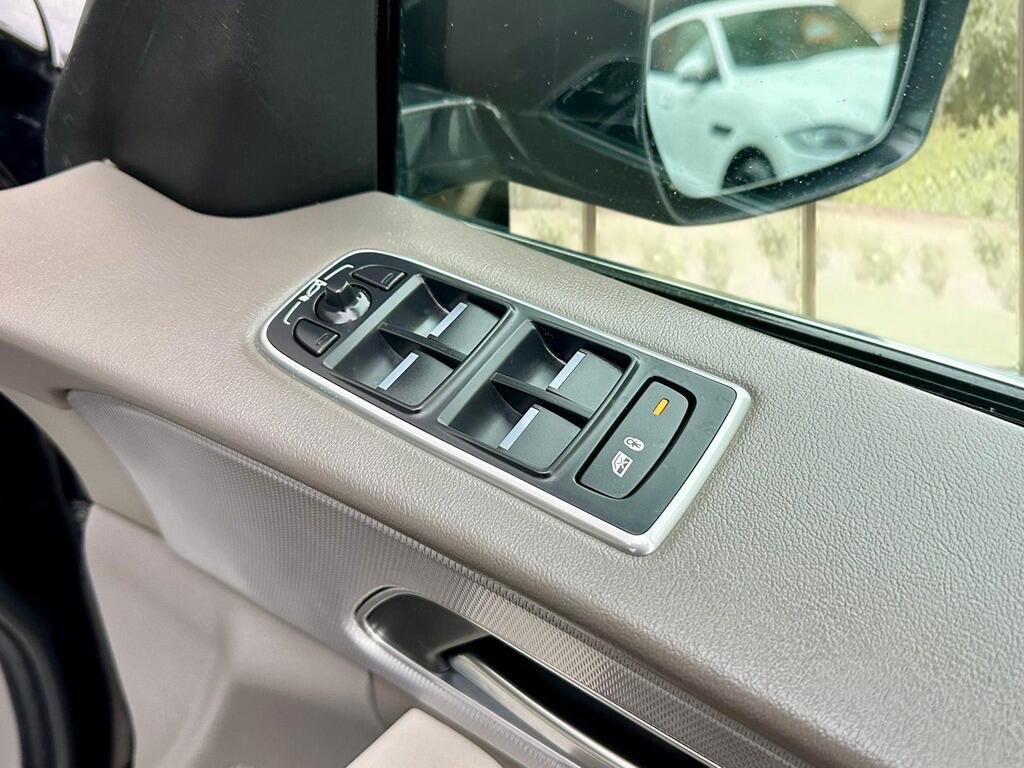 Used Jaguar F-Pace 2018 for sale - 76688572: Photo 21