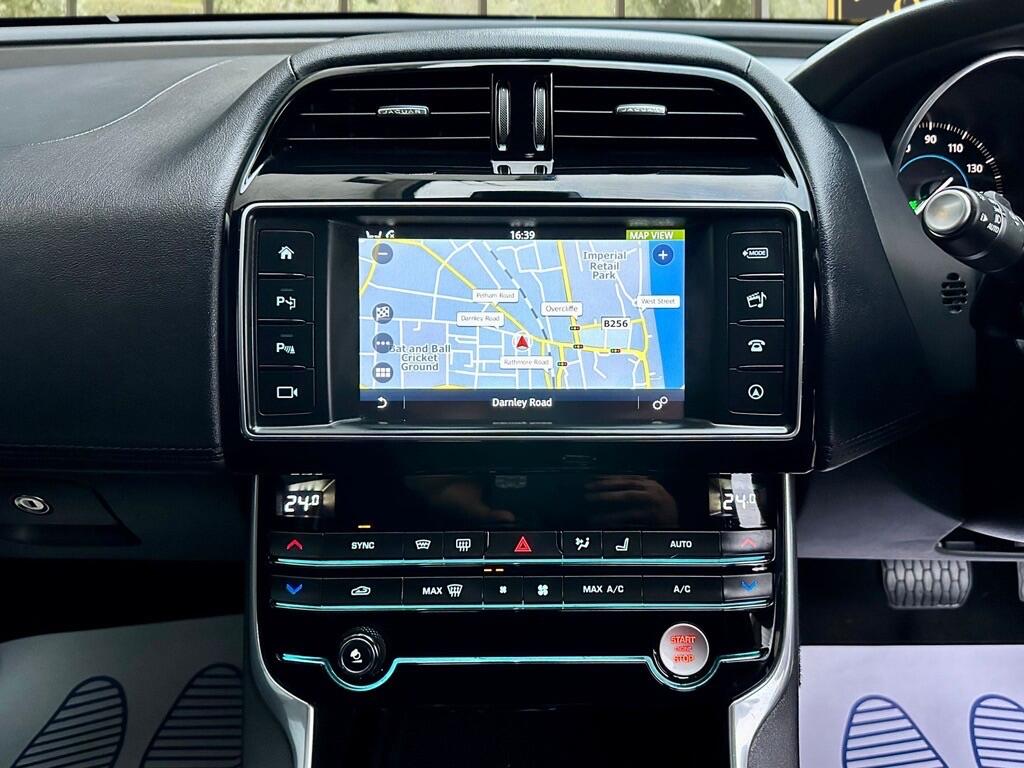 Used Jaguar XE 2017 for sale - 77612777: Photo 16