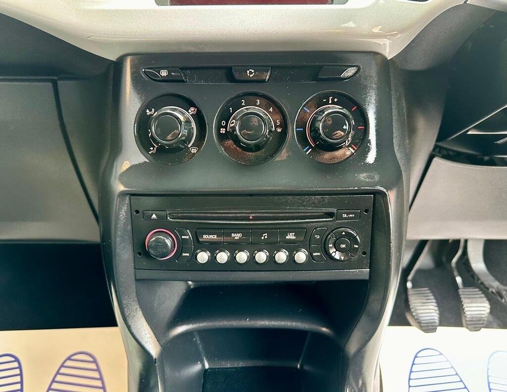 Used Citroen DS3 2014 for sale - 76152133: Photo 15