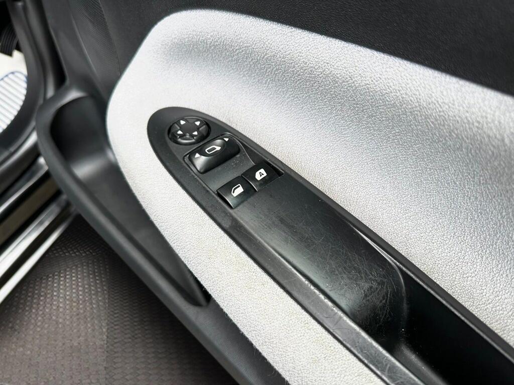 Used Citroen DS3 2014 for sale - 76152133: Photo 17