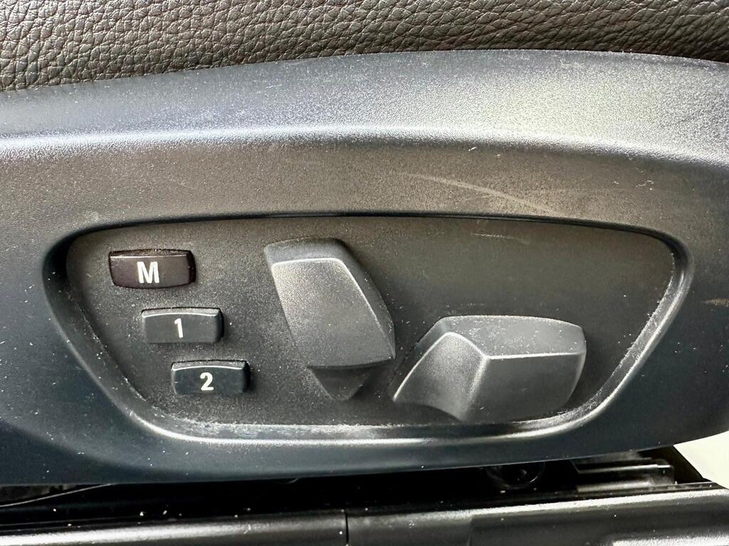 Used BMW 3 Series 2010 for sale - 76371139: Photo 21