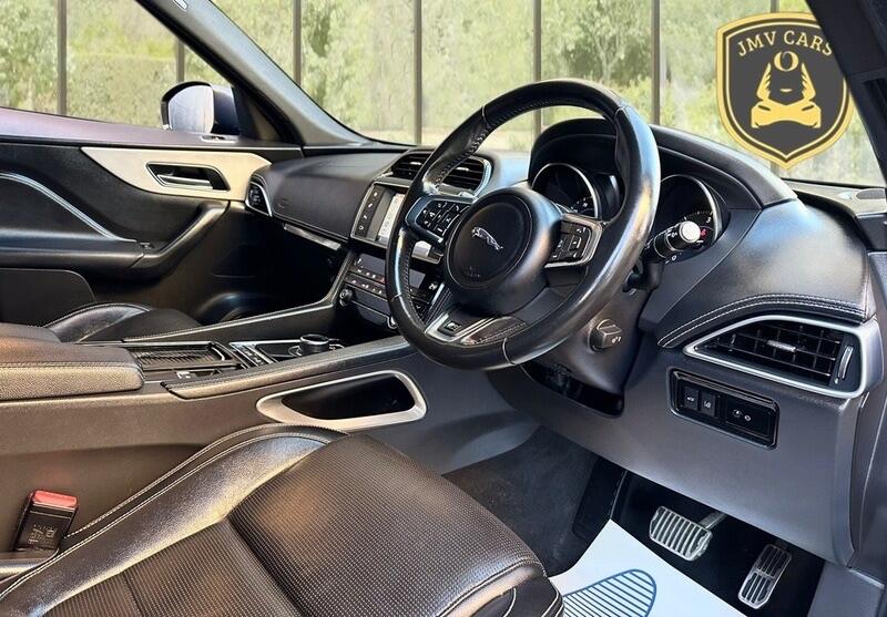 Used Jaguar F-Pace 2018 for sale - 77376137: Photo 11