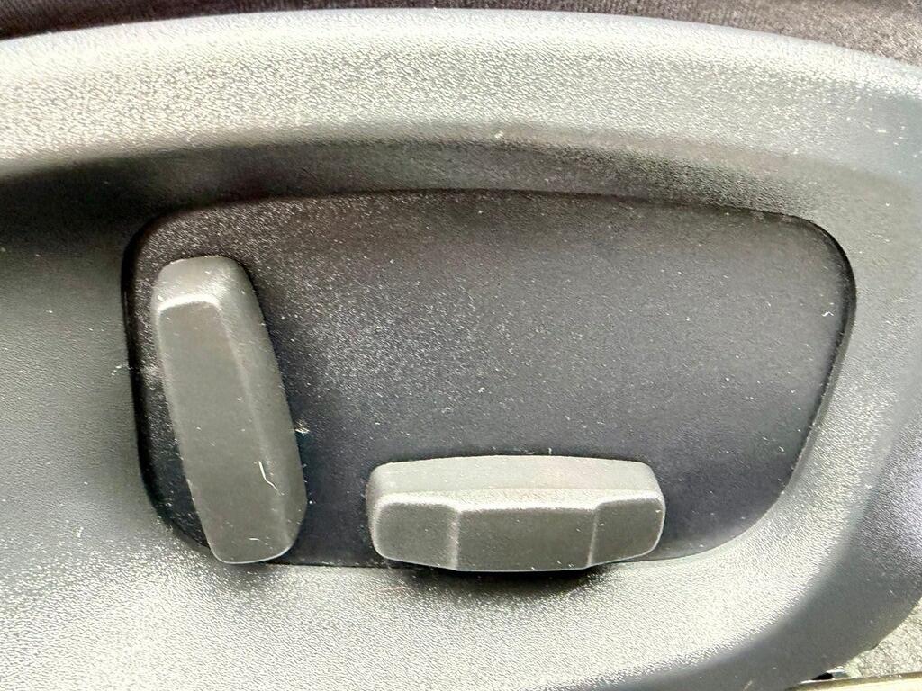 Used Jaguar XE for sale - 78058780: Photo 20