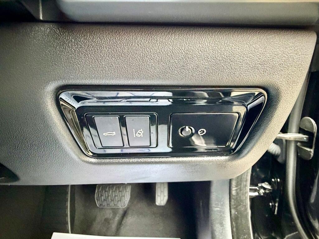 Used Jaguar XE for sale - 78058780: Photo 21