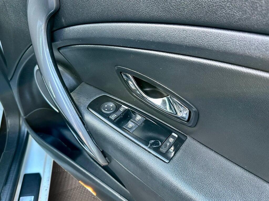 Used Renault Megane 2013 for sale - 76918657: Photo 13