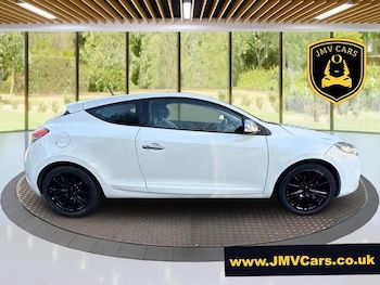 Used Renault Megane 2012 for sale - 76918657: Photo