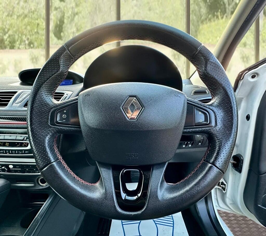 Used Renault Megane 2013 for sale - 76918657: Photo 9