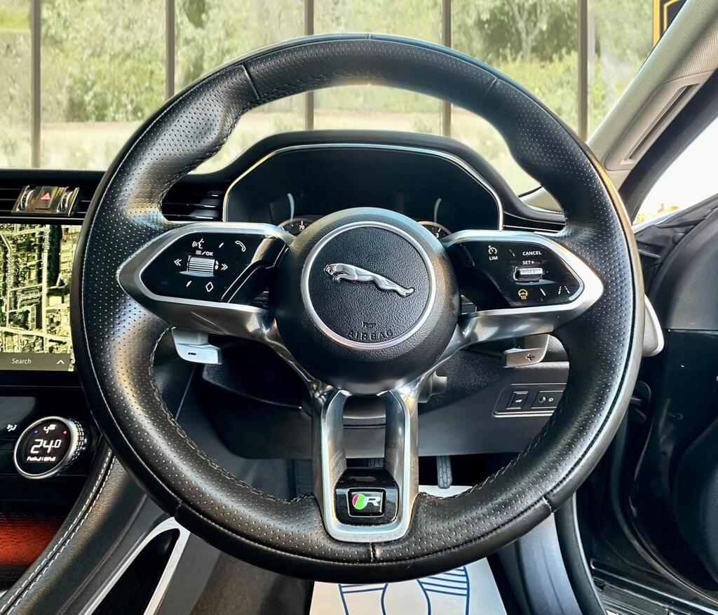 Used Jaguar F-Pace 2022 for sale - 77131321: Photo 15