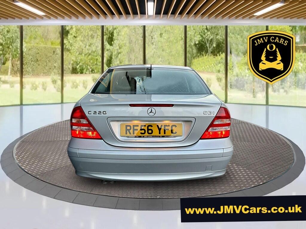Used Mercedes-Benz C Class 2007 for sale - 76898655: Photo 5
