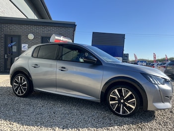 Used Peugeot 208 2020 for sale - 79259208: Photo