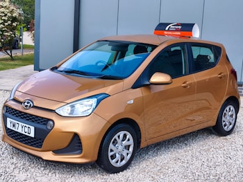 Used Hyundai i10 2017 for sale - 78402560: Photo