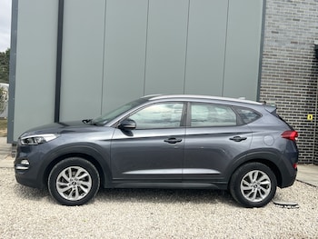 Used Hyundai TUCSON 2017 for sale - 79205407: Photo