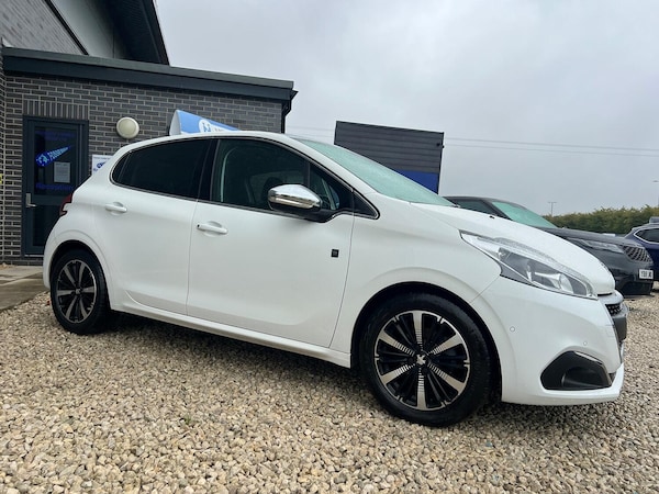 Used Peugeot 208 2019 for sale - 75538991: Photo 12