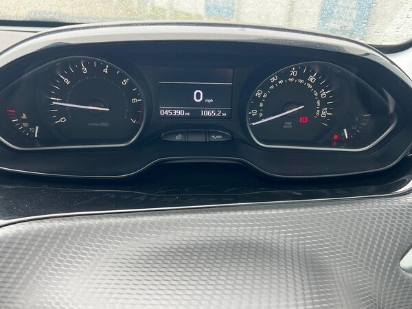 Used Peugeot 208 2019 for sale - 75538991: Photo 23