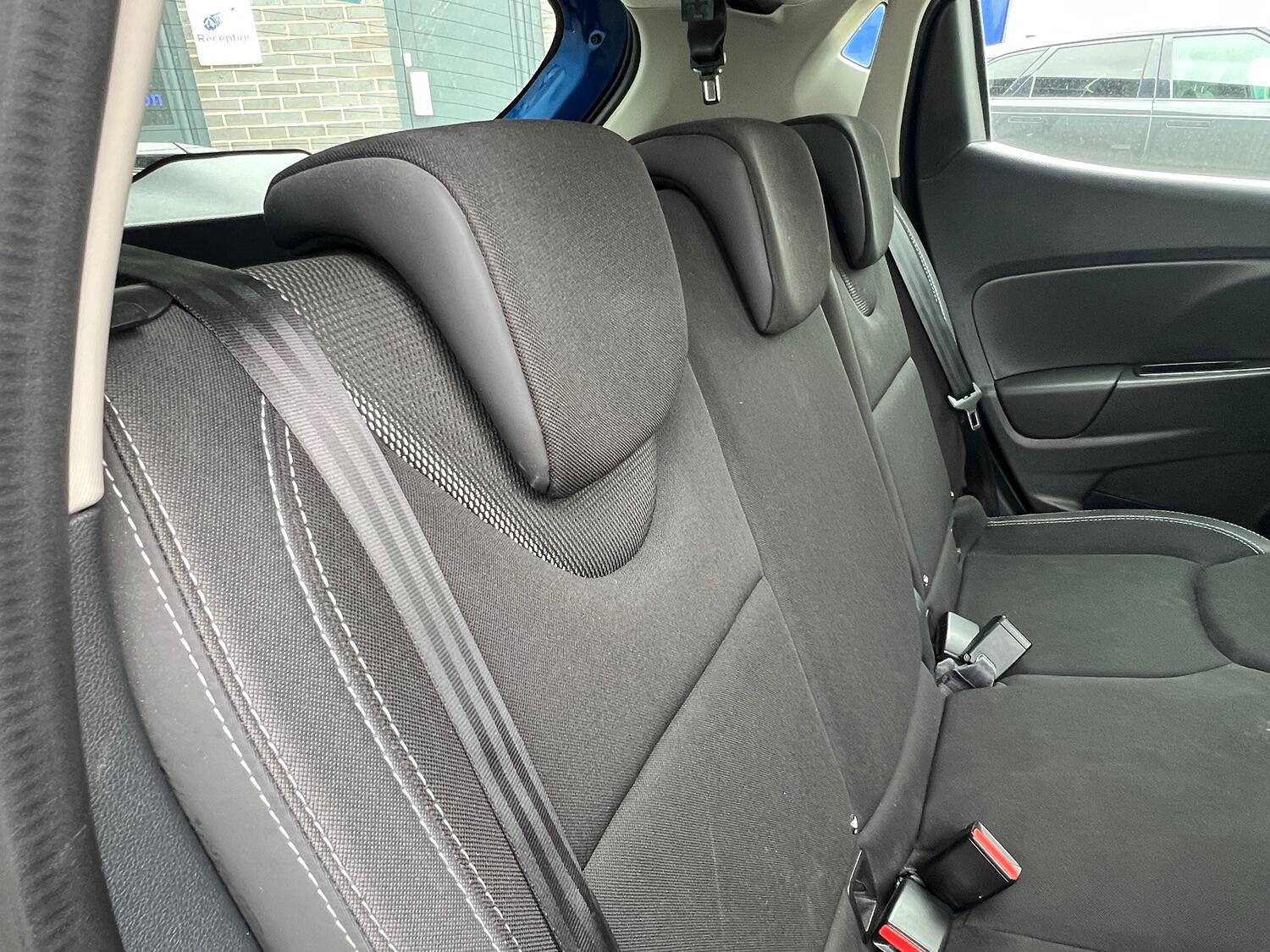 Used Renault Clio 2017 for sale - 76794206: Photo 26