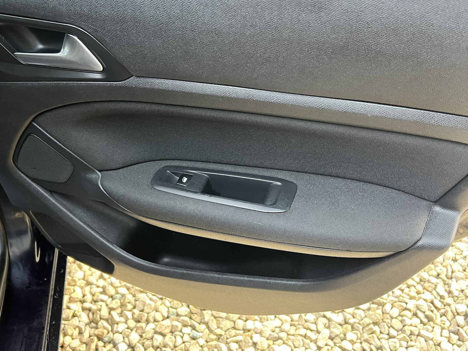 Used Peugeot 308 2016 for sale - 77251240: Photo 14