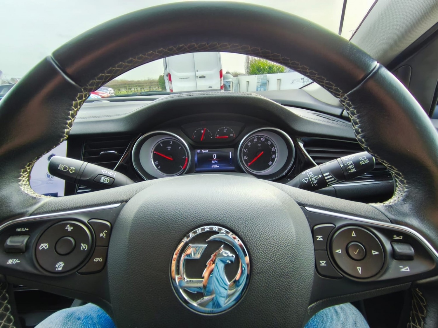 Used Vauxhall Insignia 2017 for sale - 77431397: Photo 14