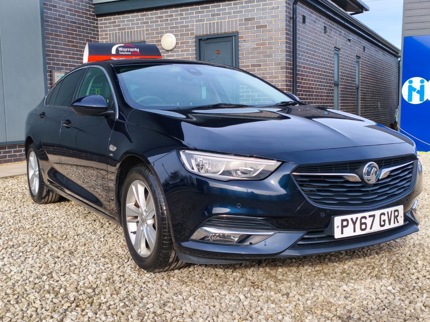 Used Vauxhall Insignia 2017 for sale - 77431397: Photo 32