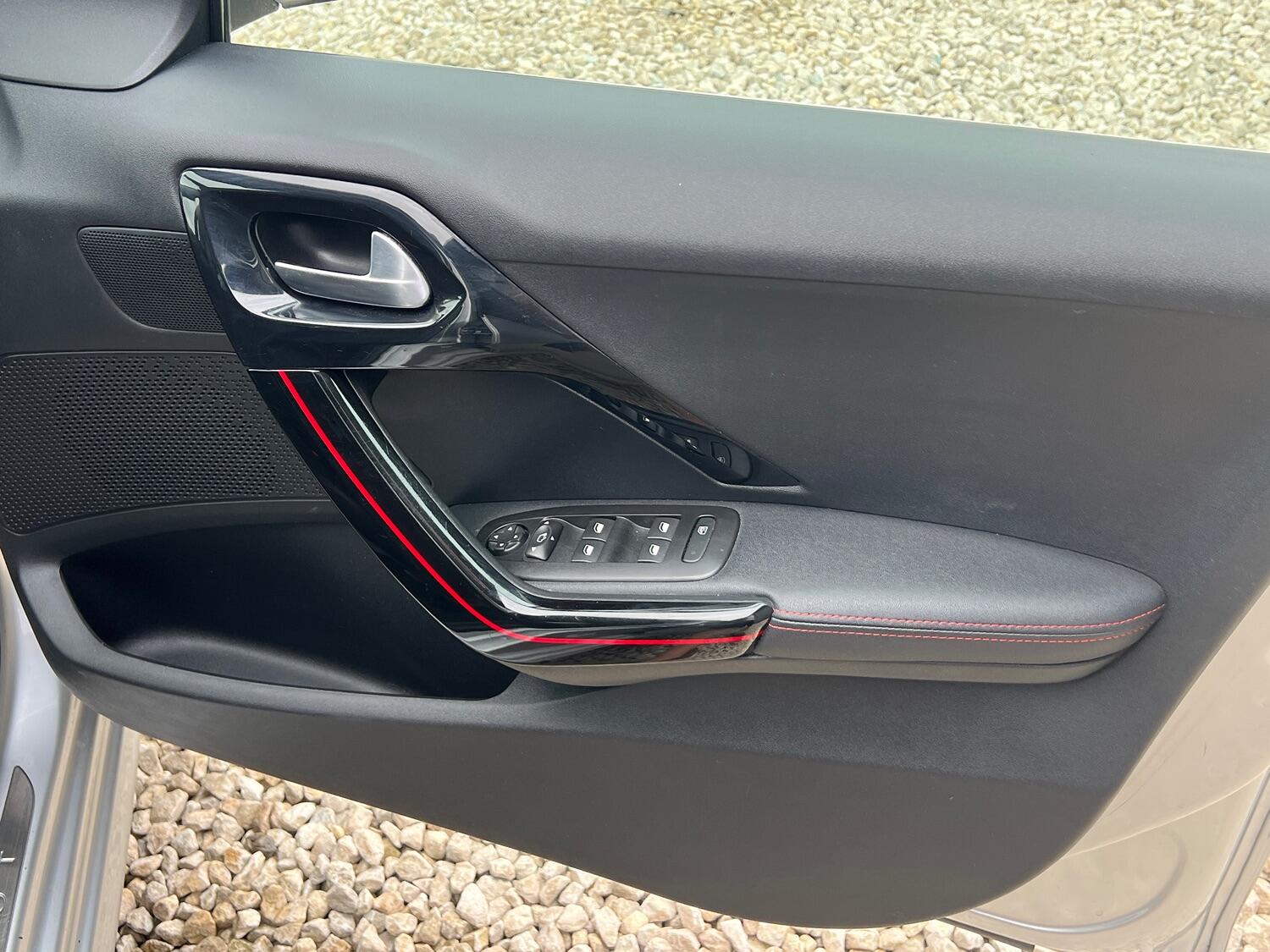 Used Peugeot 208 2018 for sale - 76794205: Photo 15