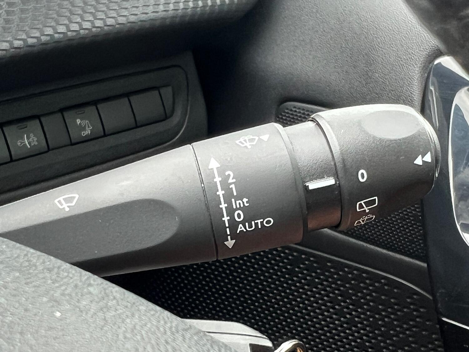 Used Peugeot 208 2018 for sale - 76794205: Photo 29