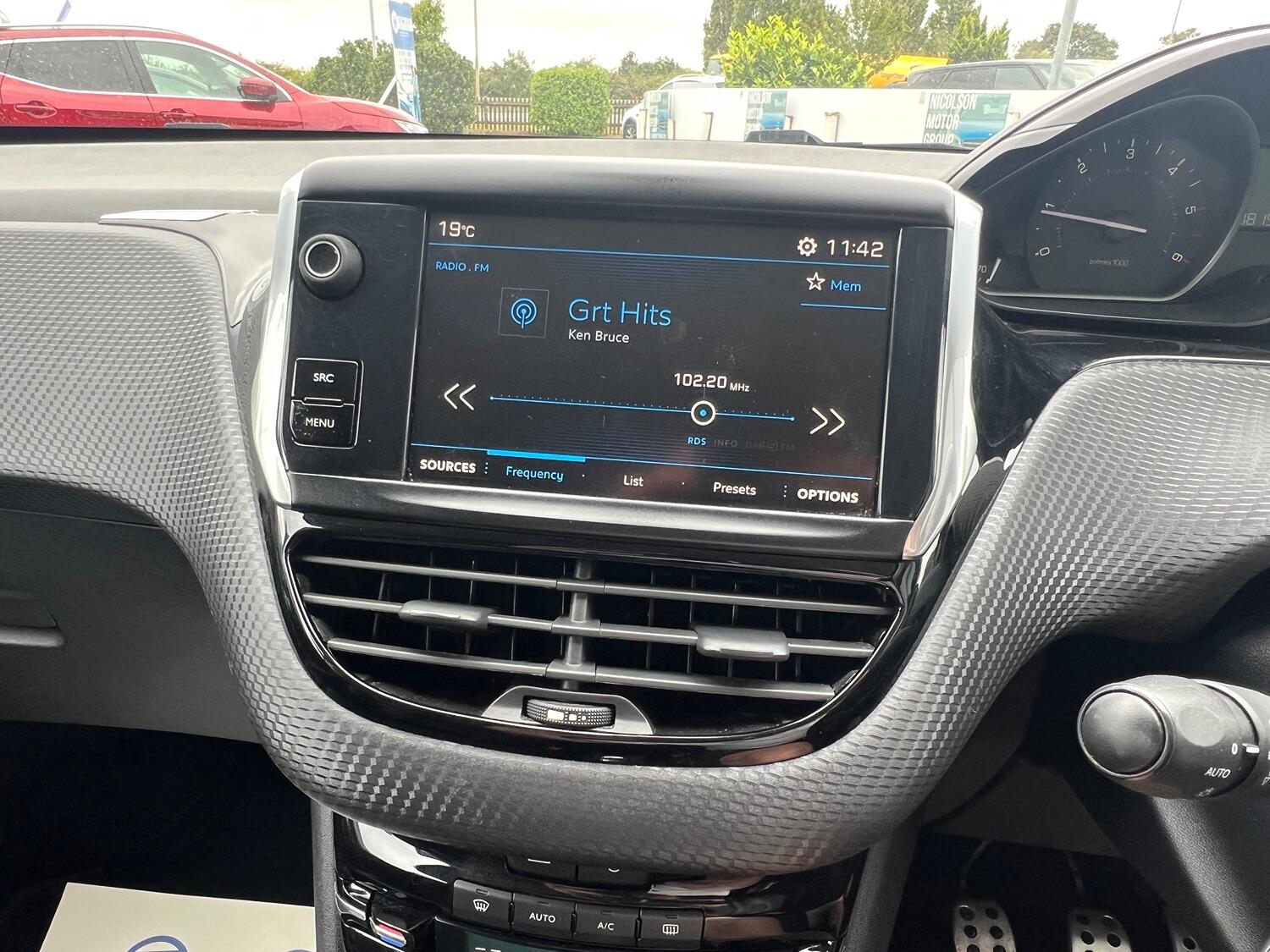 Used Peugeot 208 2018 for sale - 76794205: Photo 39