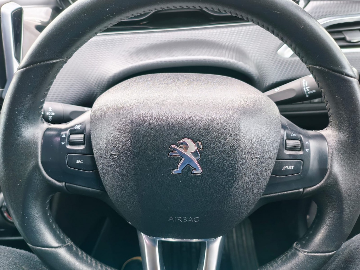 Used Peugeot 2008 2019 for sale - 76884806: Photo 13