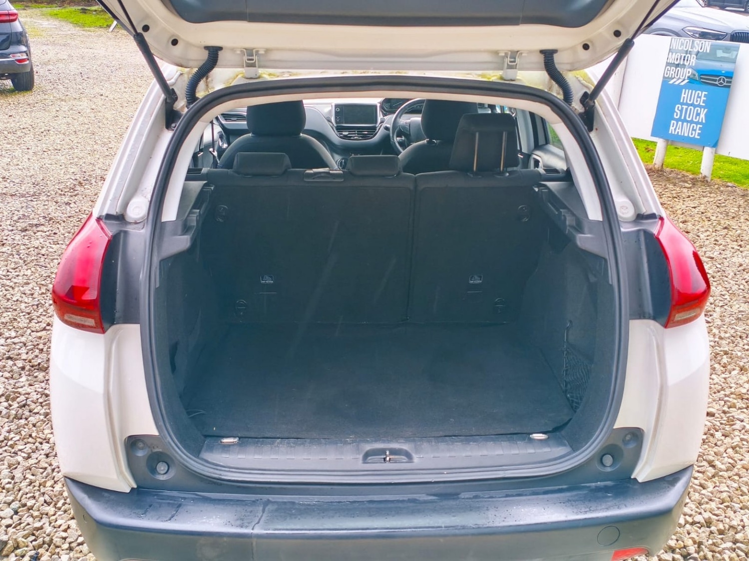 Used Peugeot 2008 2019 for sale - 76884806: Photo 5