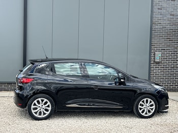 Used Renault Clio 2017 for sale - 79360116: Photo