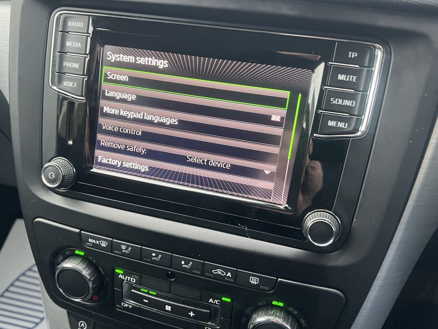 Used Skoda Yeti 2016 for sale - 76830367: Photo 17