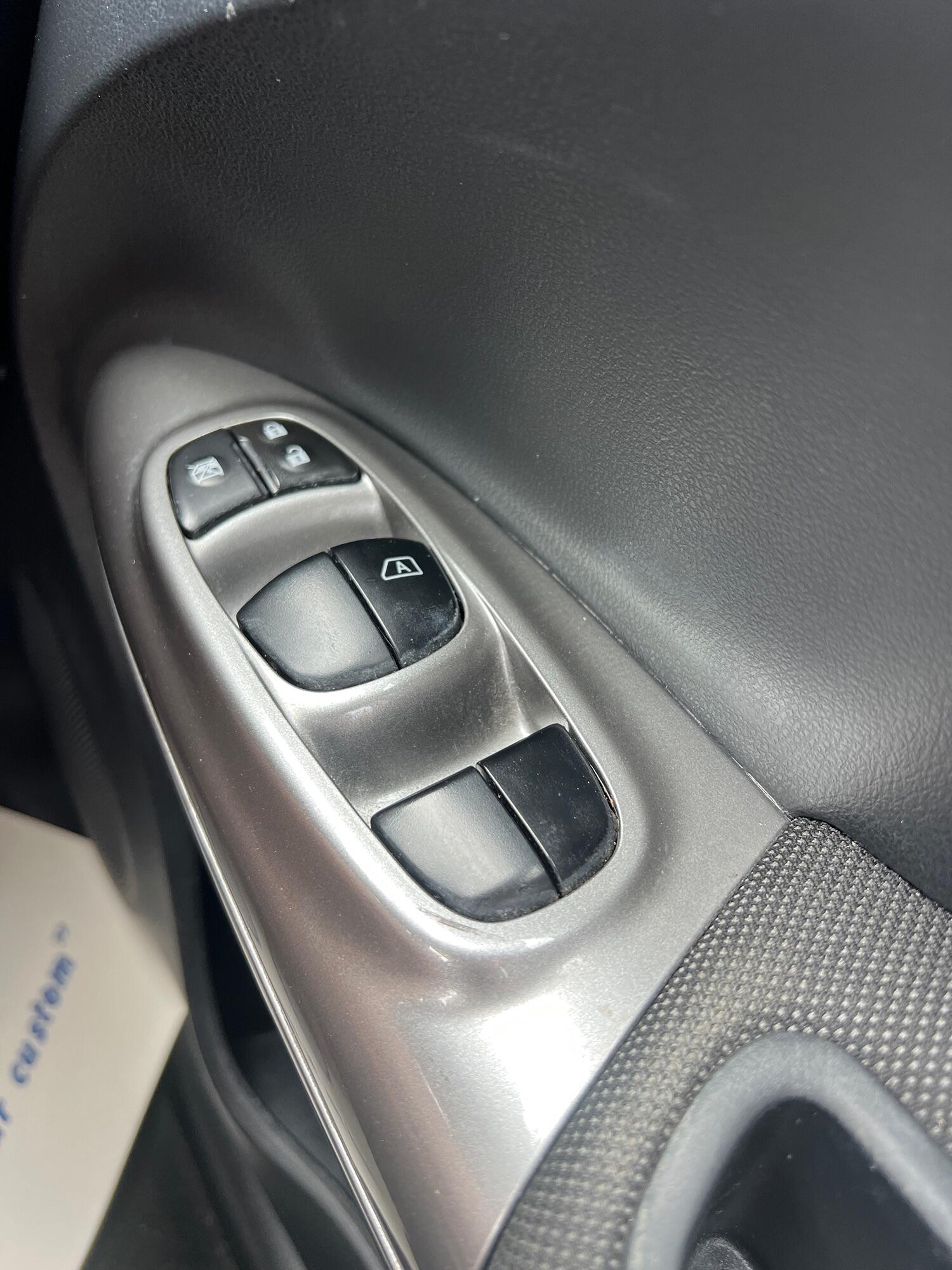 Used Nissan Juke 2014 for sale - 76794208: Photo 28