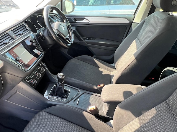 Used Volkswagen Tiguan 2017 for sale - 74107998: Photo 24
