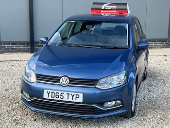 Used Volkswagen Polo 2015 for sale - 76576881: Photo