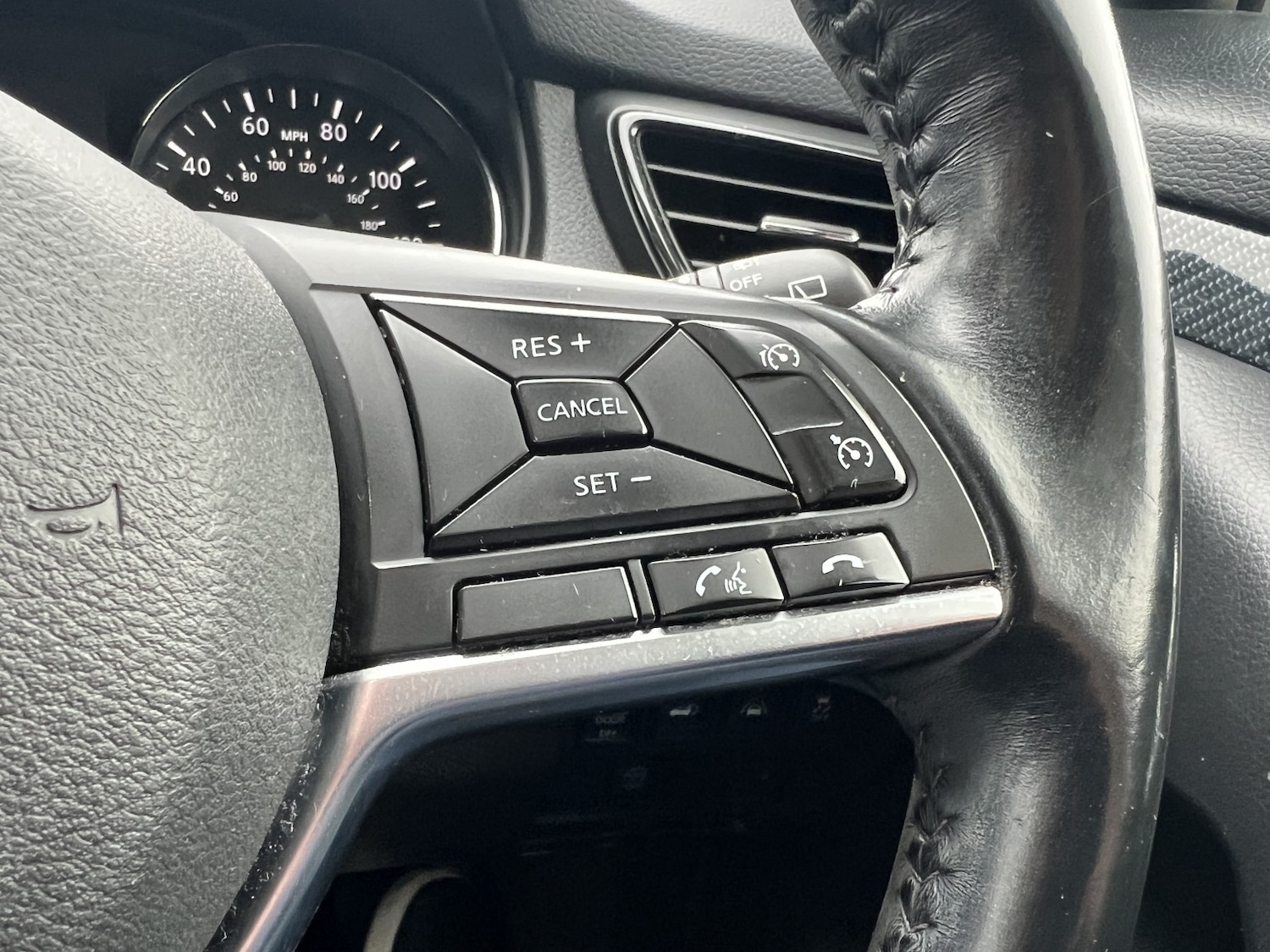 Used Nissan X-Trail 2018 for sale - 76769924: Photo 21