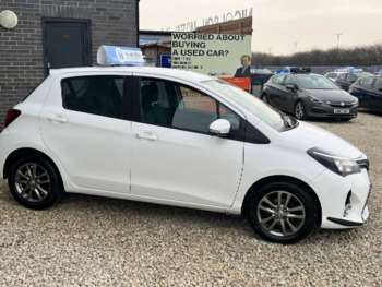 Used Toyota Yaris 2015 for sale - 73669406: Photo