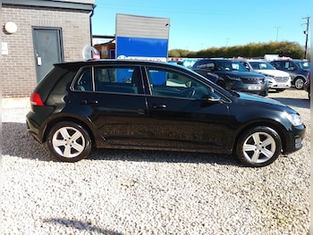 Used Volkswagen Golf 2014 for sale - 76164488: Photo 2
