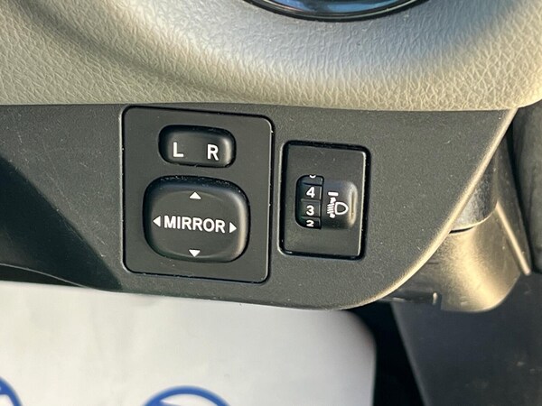 Used Toyota Yaris 2019 for sale - 72507188: Photo 19