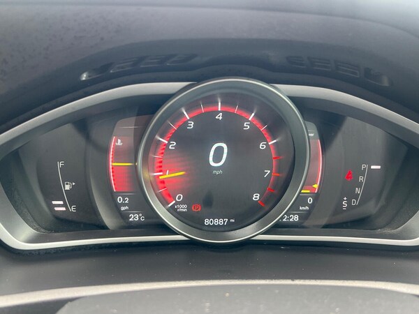 Used Volvo V40 2016 for sale - 75055435: Photo 14