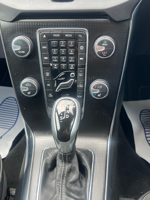 Used Volvo V40 2016 for sale - 75055435: Photo 19