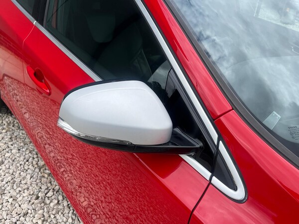Used Volvo V40 2016 for sale - 75055435: Photo 41