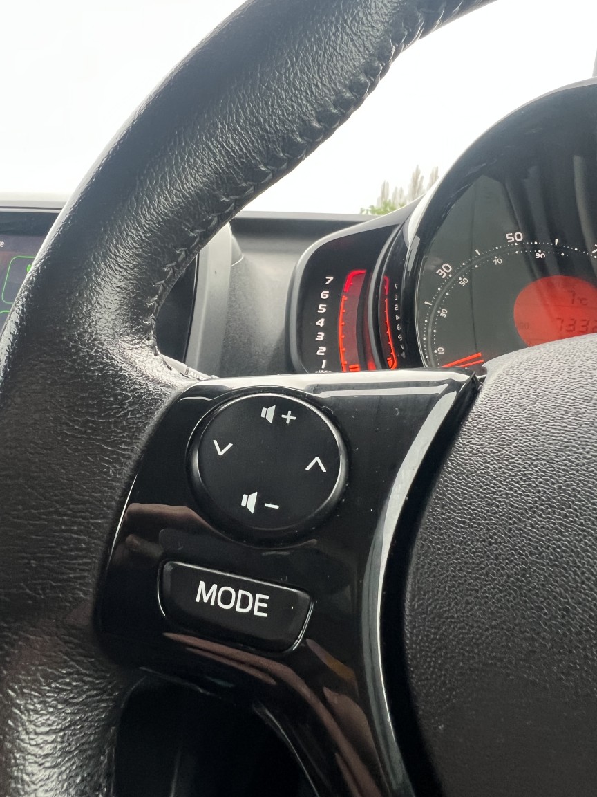 Used Toyota AYGO 2019 for sale - 76830381: Photo 32