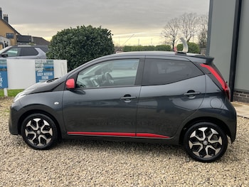 Used Toyota AYGO 2019 for sale - 76830381: Photo
