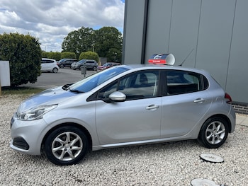 Used Peugeot 208 2017 for sale - 78445814: Photo