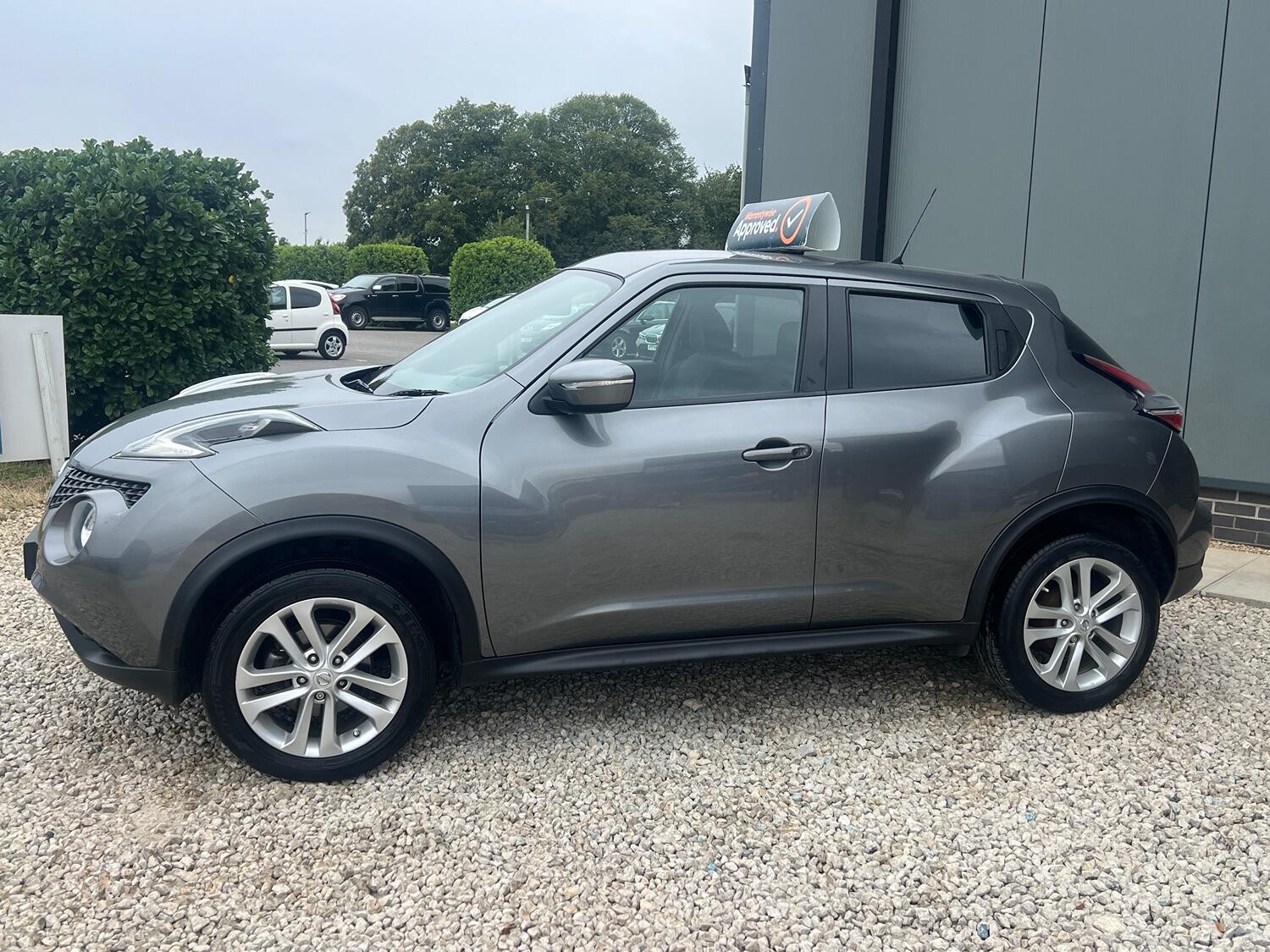 Used Nissan Juke 2016 for sale - 76769159: Photo 2