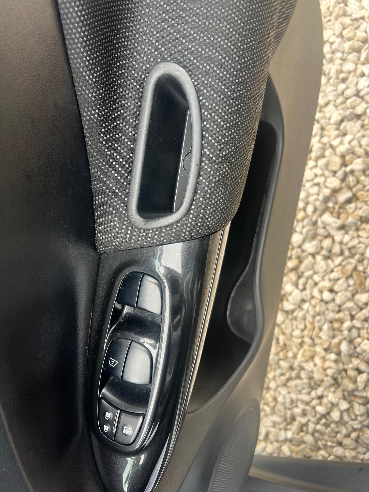 Used Nissan Juke 2016 for sale - 76769159: Photo 27