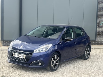 Used Peugeot 208 2016 for sale - 79395236: Photo