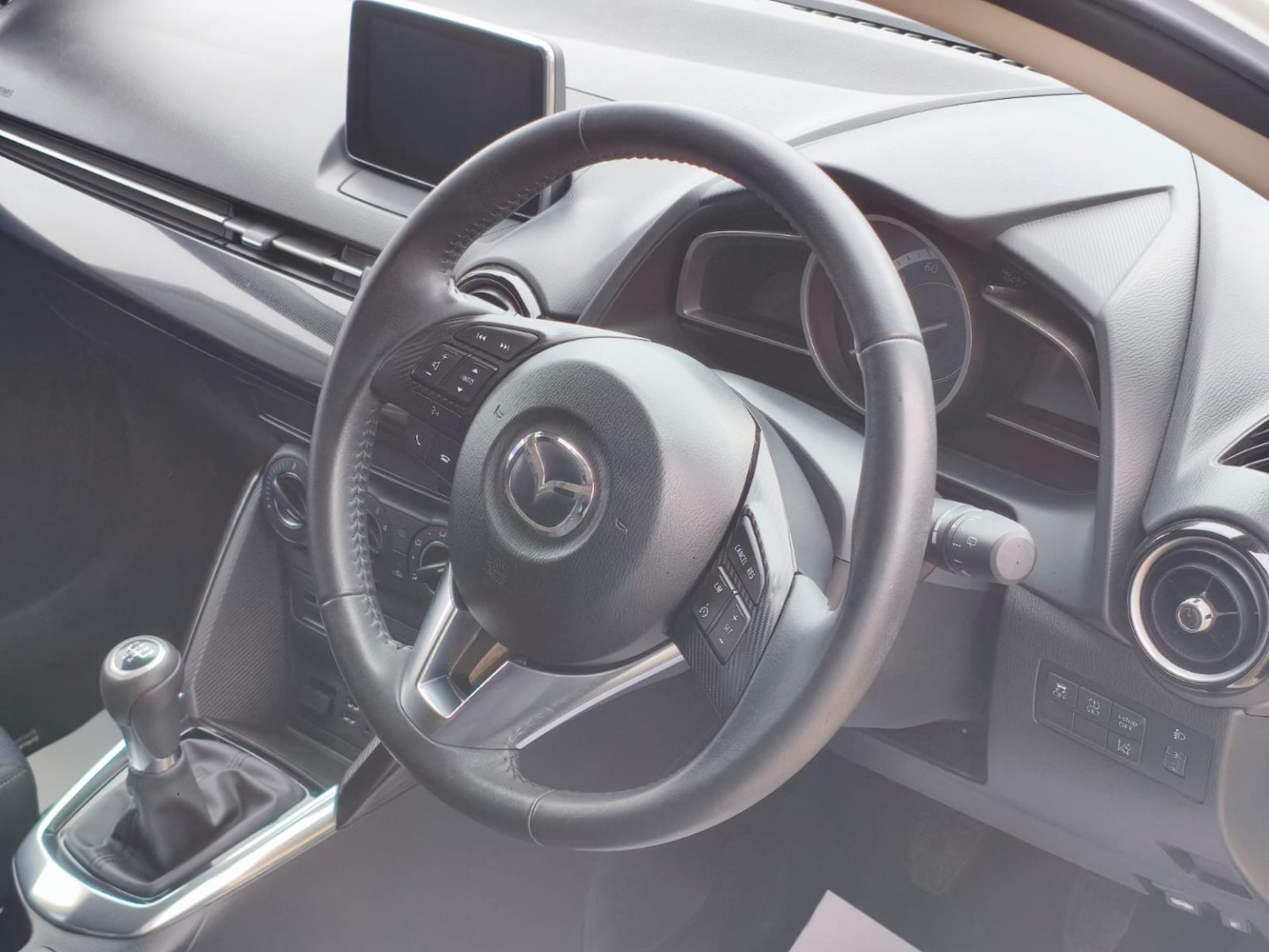 Used Mazda Mazda2 2017 for sale - 77548179: Photo 14